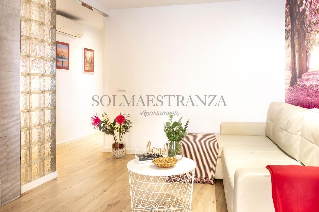 Apartamento Blue & Red By Sol Maestranza Málaga Exterior foto